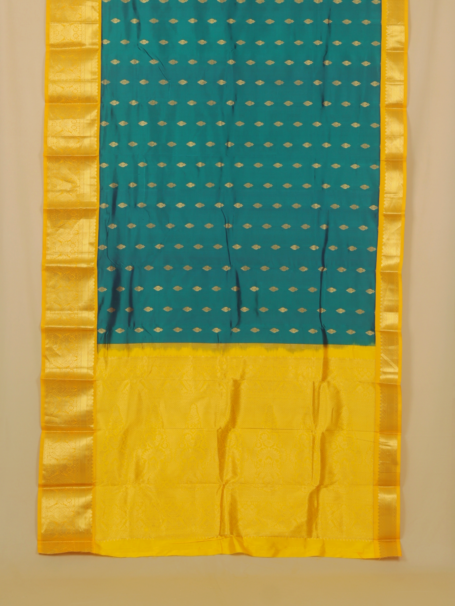 Emerald green silk kanjivaram saree