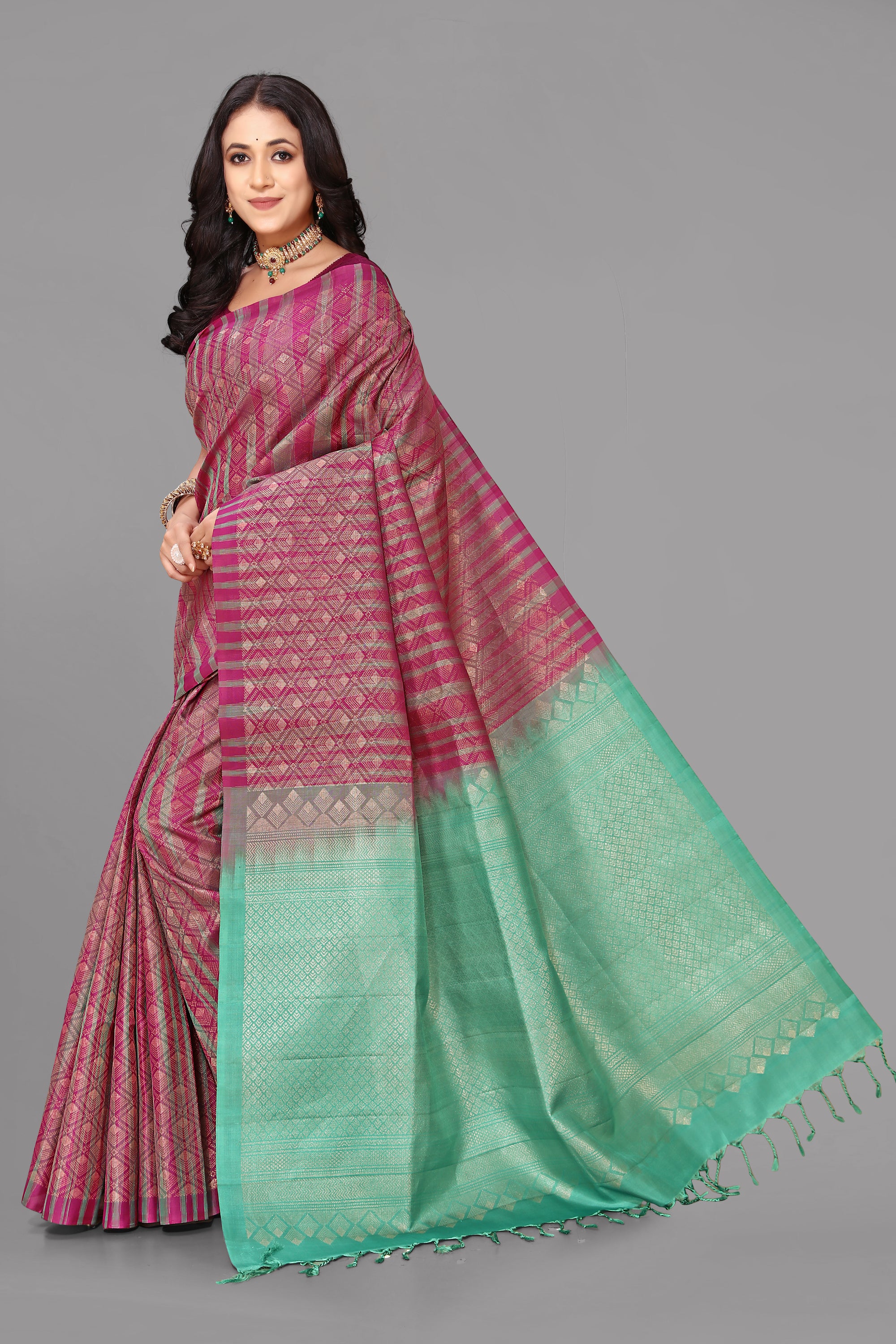 Gajari border less zari brocket soft silk saree