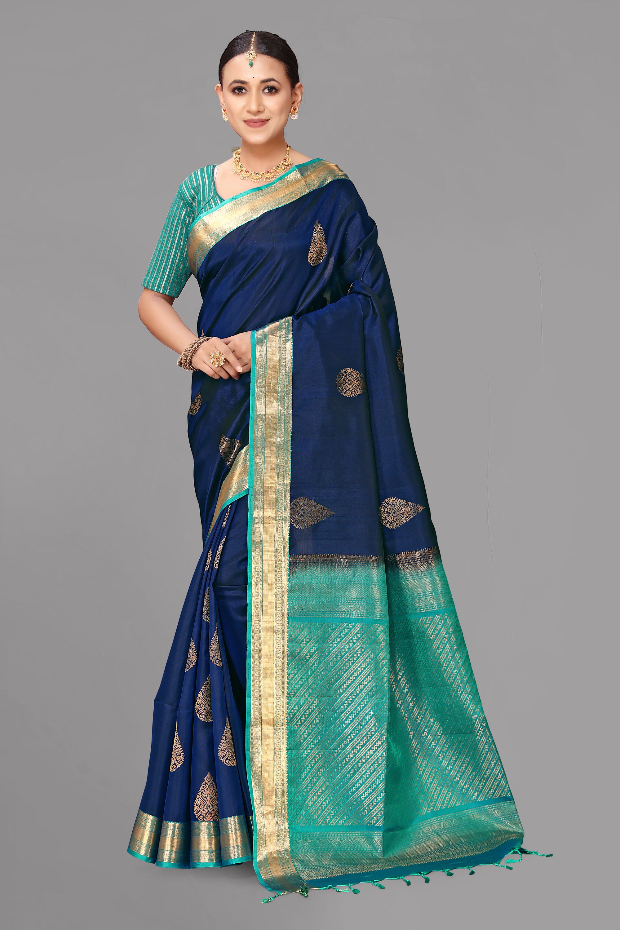 Navy blue soft silk kanjivaram saree