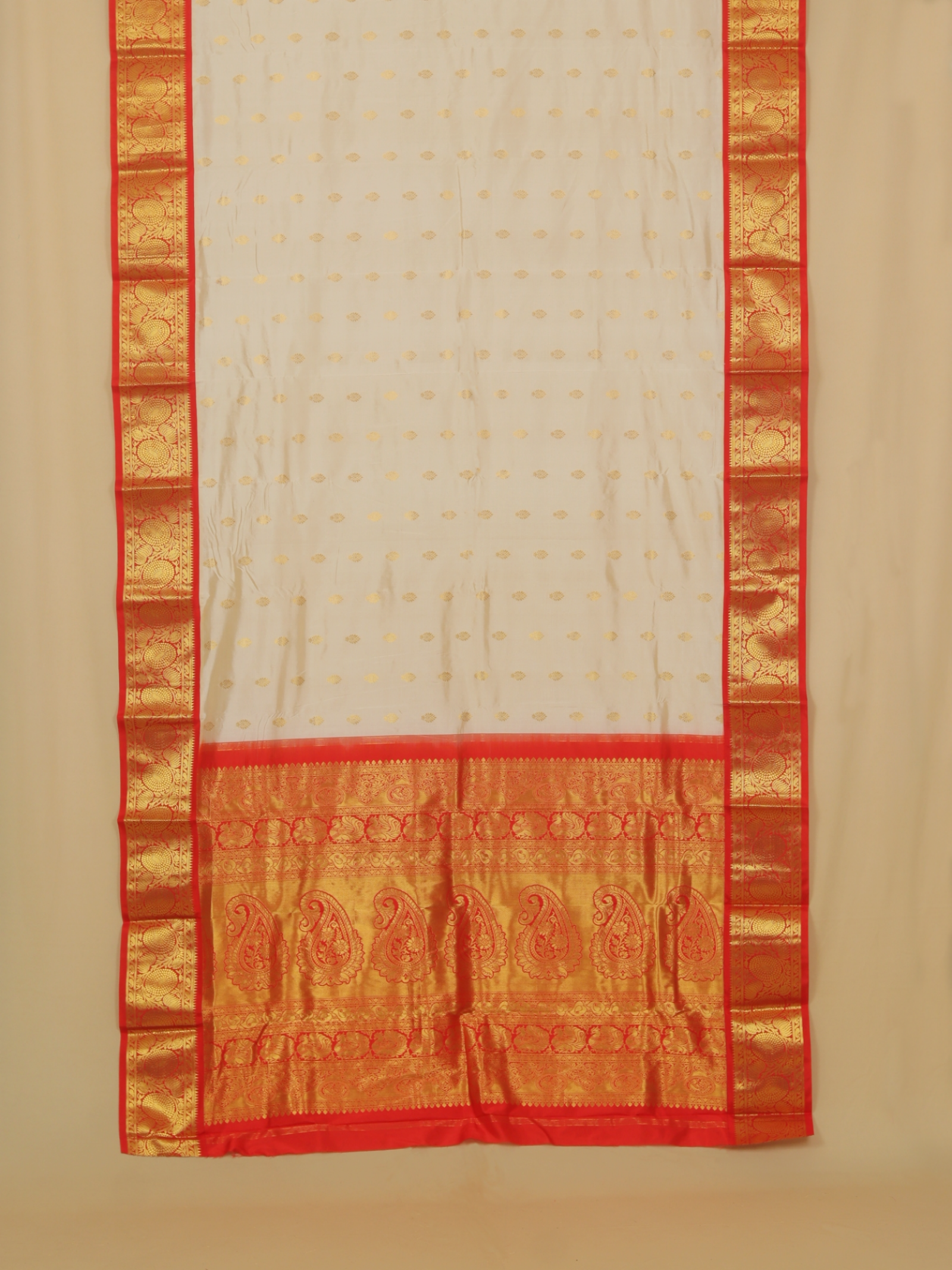 Cream silk kanjivaram saree
