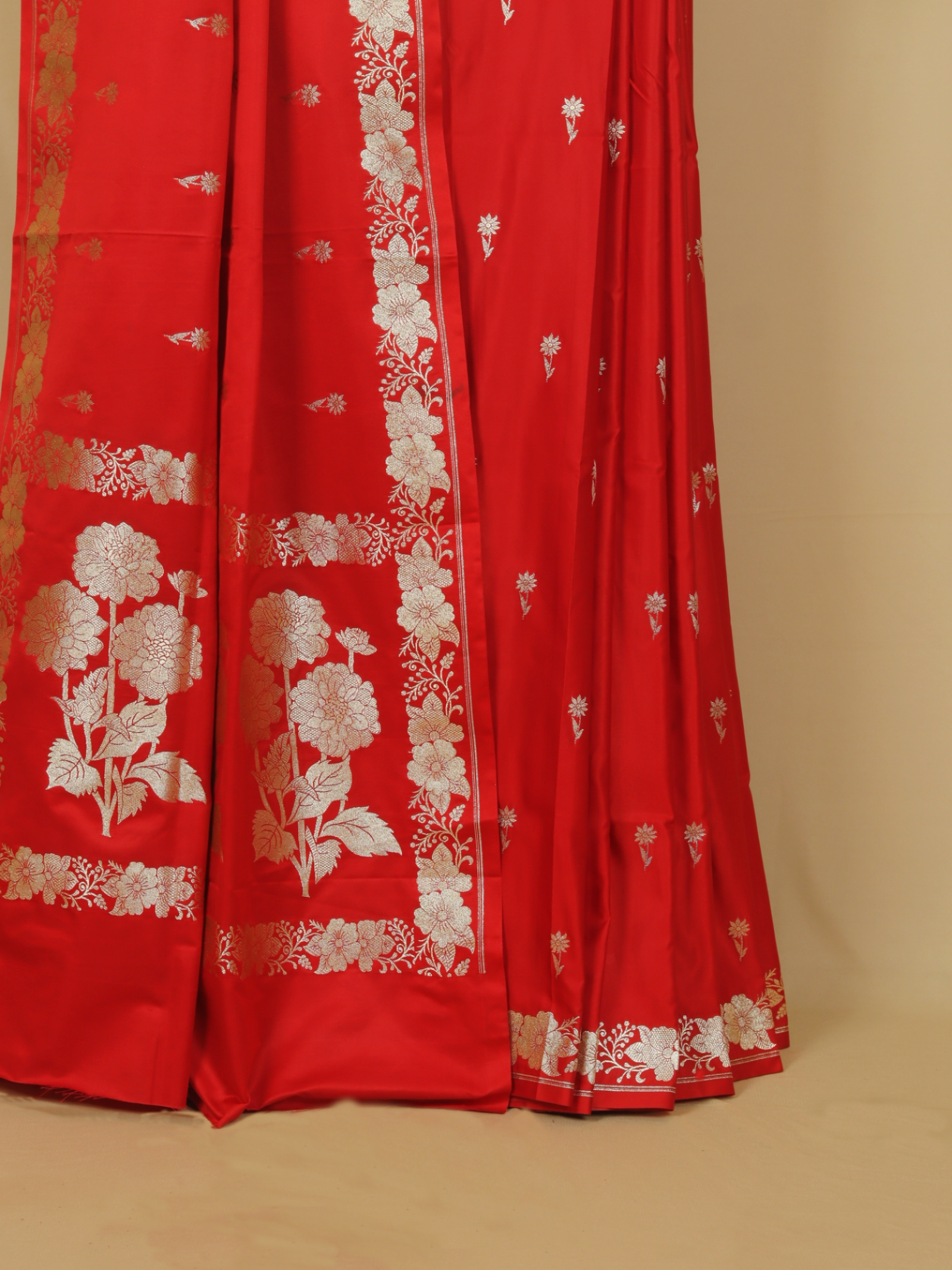 Red mashru silk banarasi saree