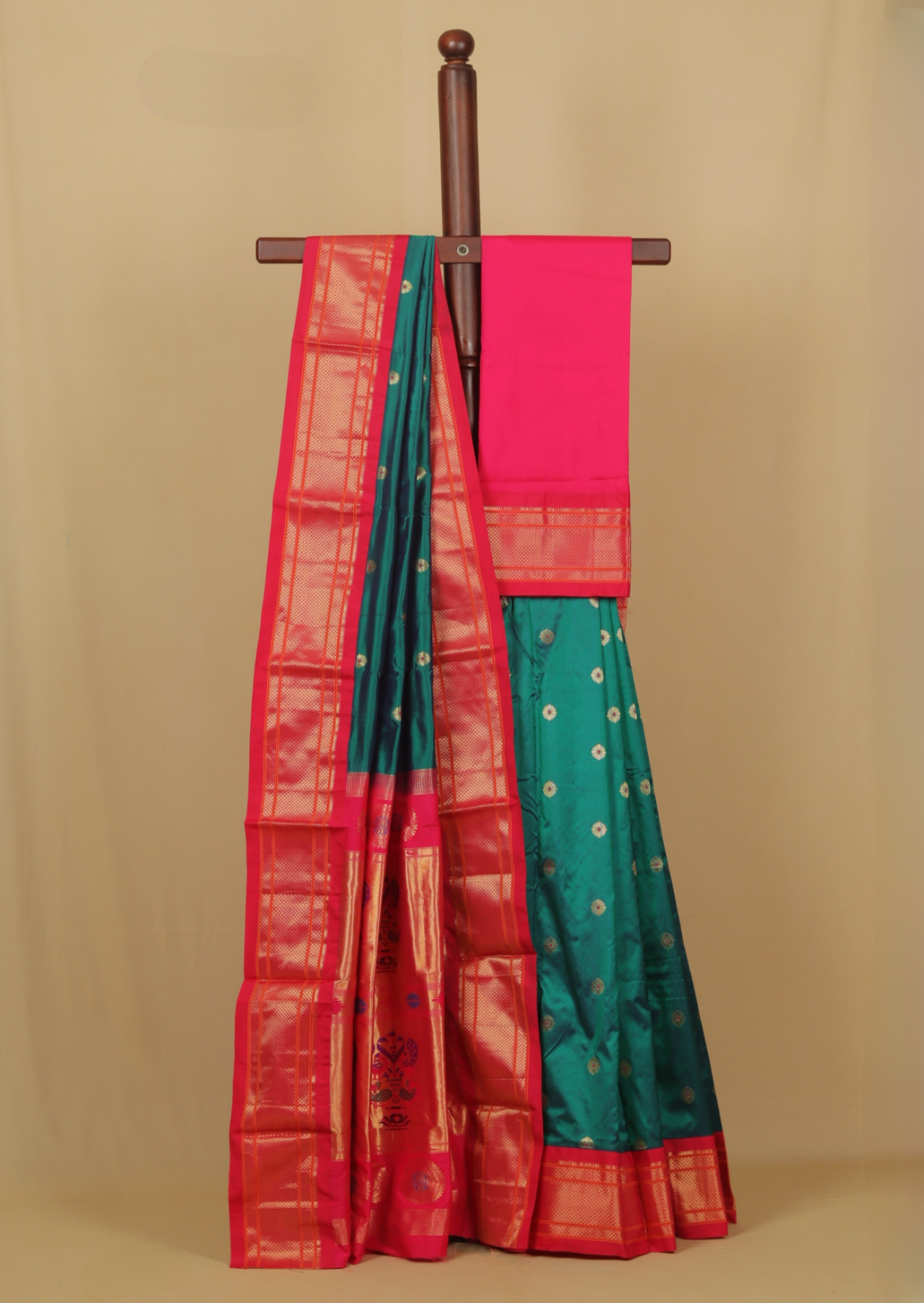 Emerald green silk paithani saree