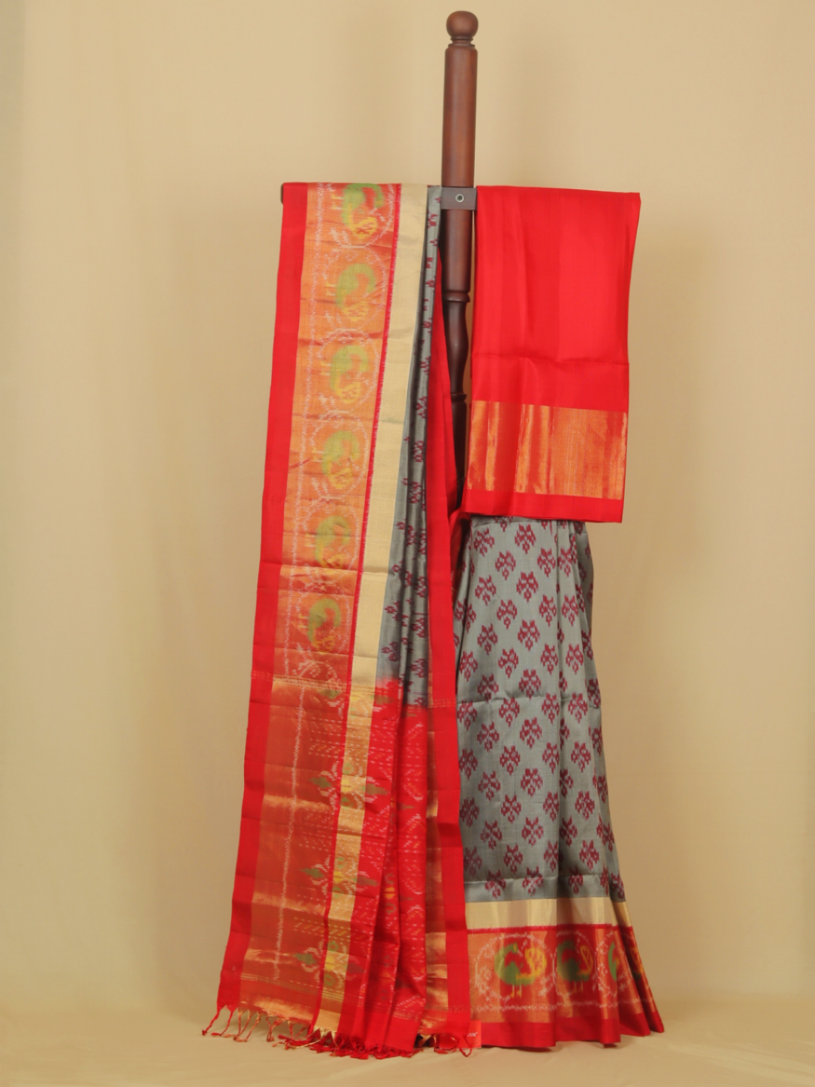 Cement grey Ikkat soft silk handwoven kanjivaram saree