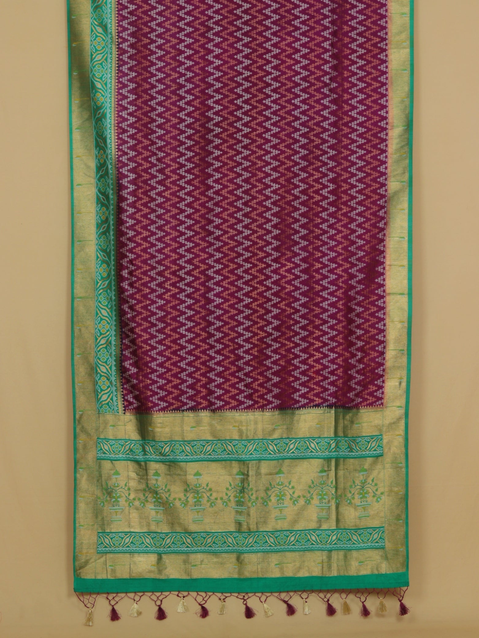 Purple majenta ikkat saree