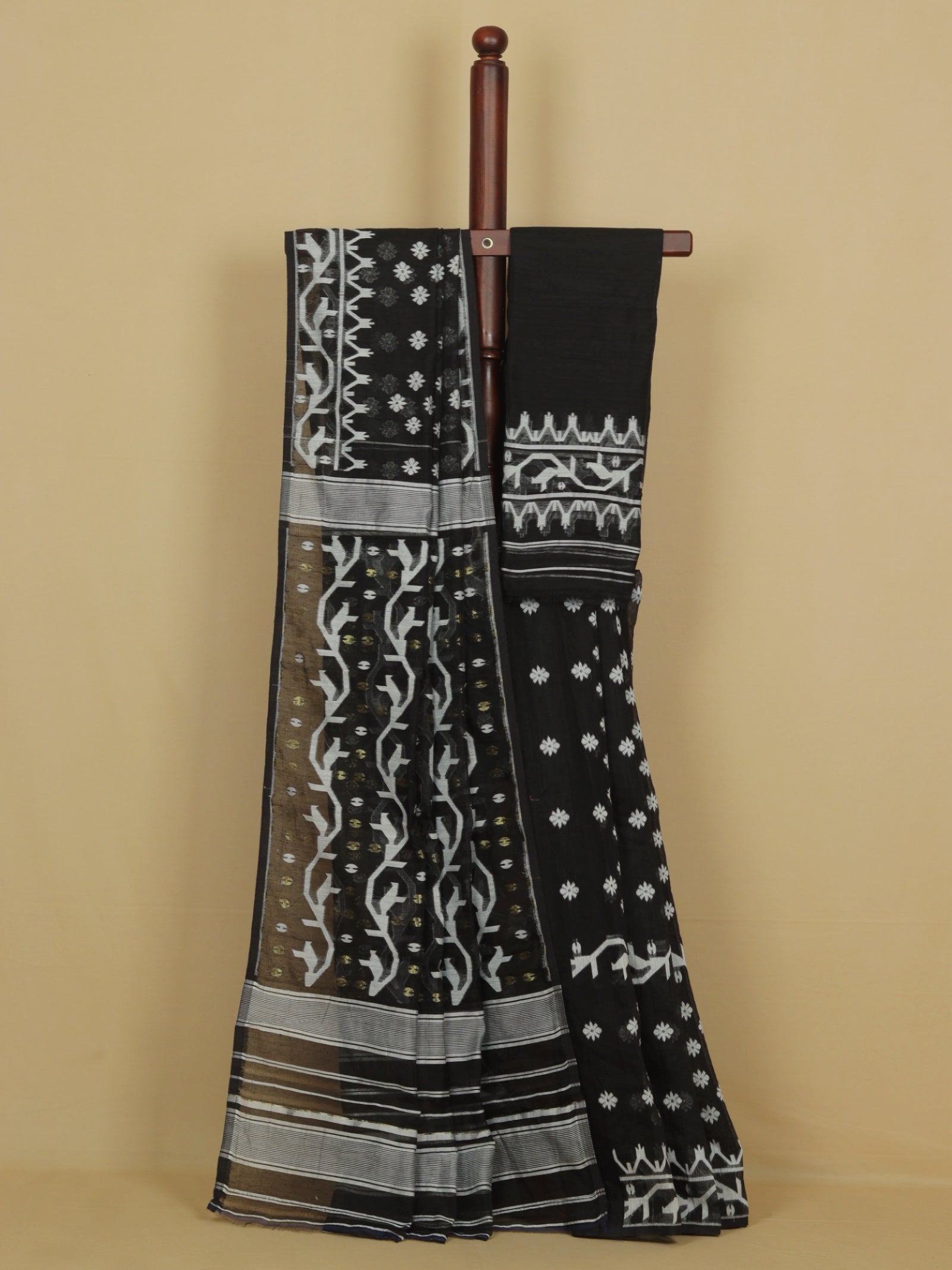Black cotton jamdani saree