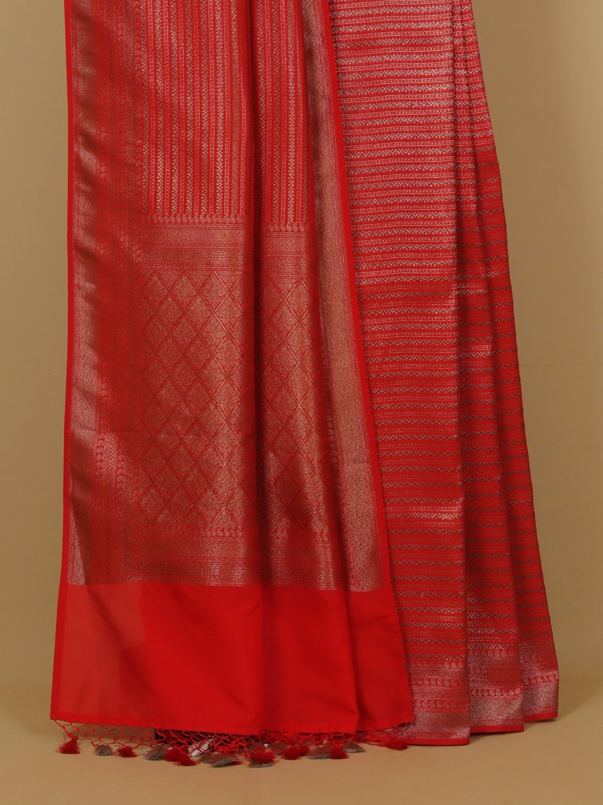 Red blended silk saree