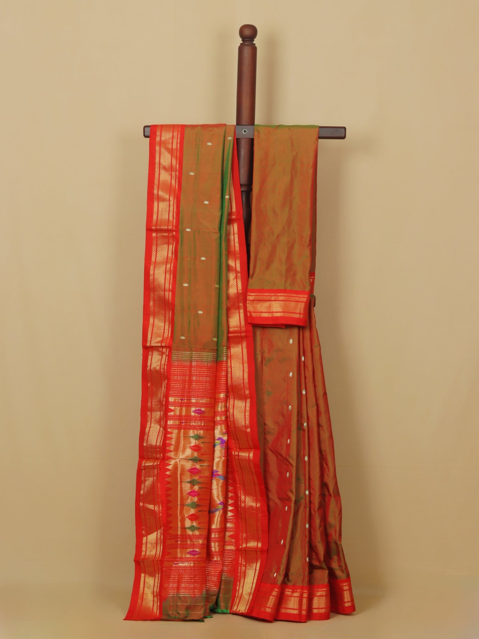 Anjeeri green silk paithani saree