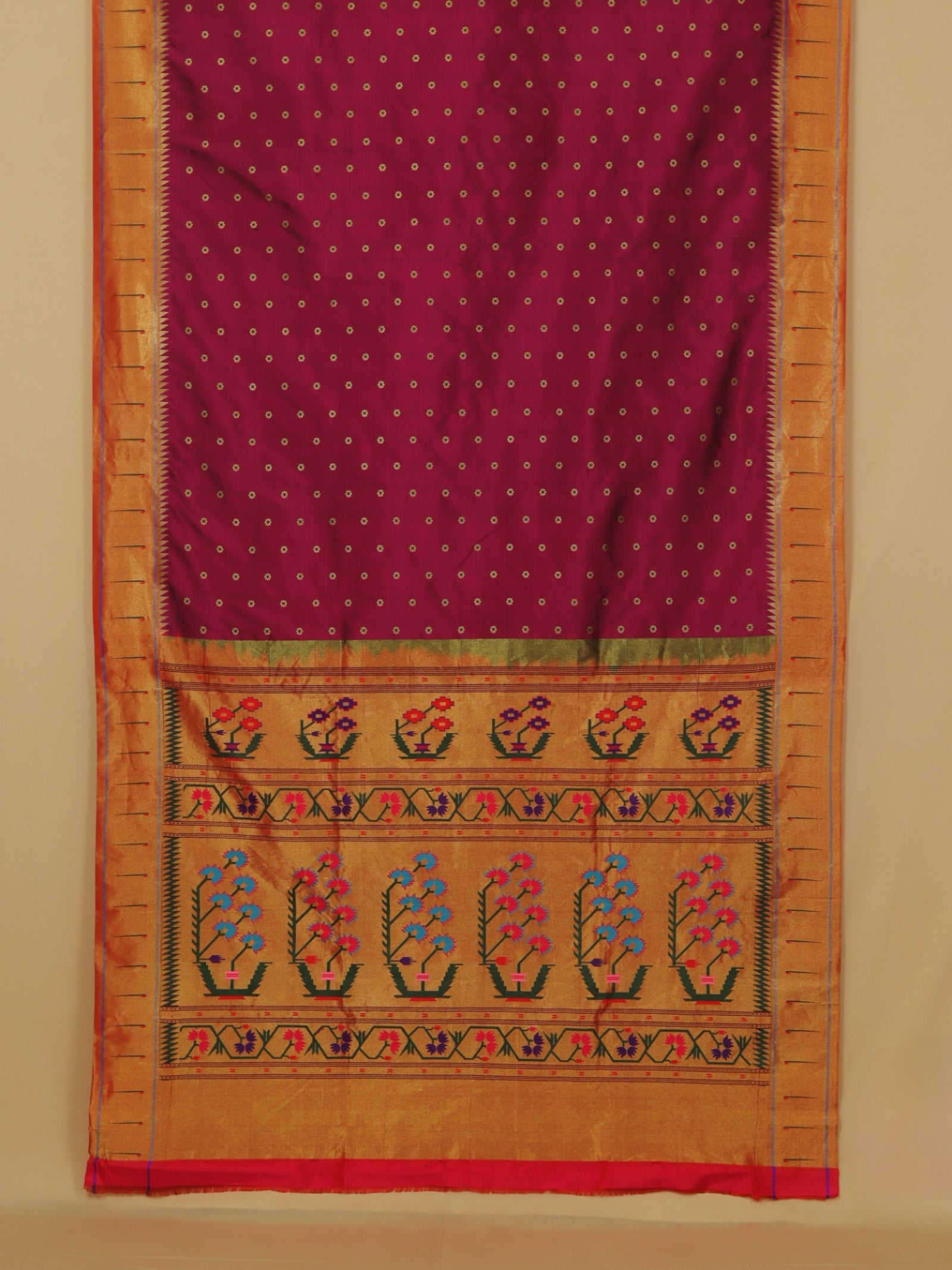 Majenta munia paithani saree