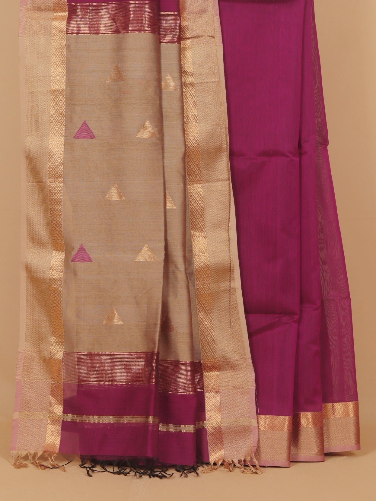 Majenta premium maheshwari saree