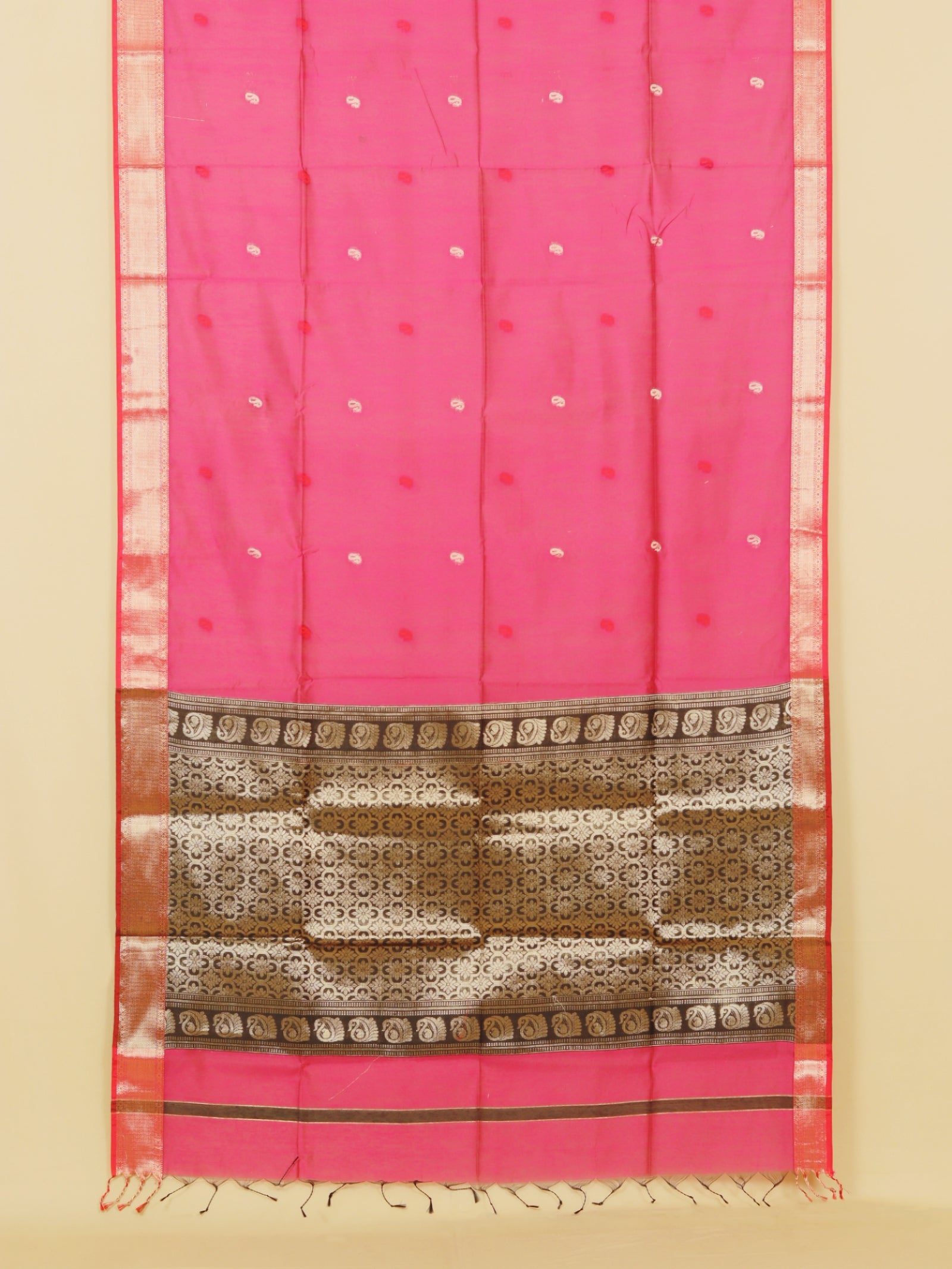 Rani pink maheshwari saree
