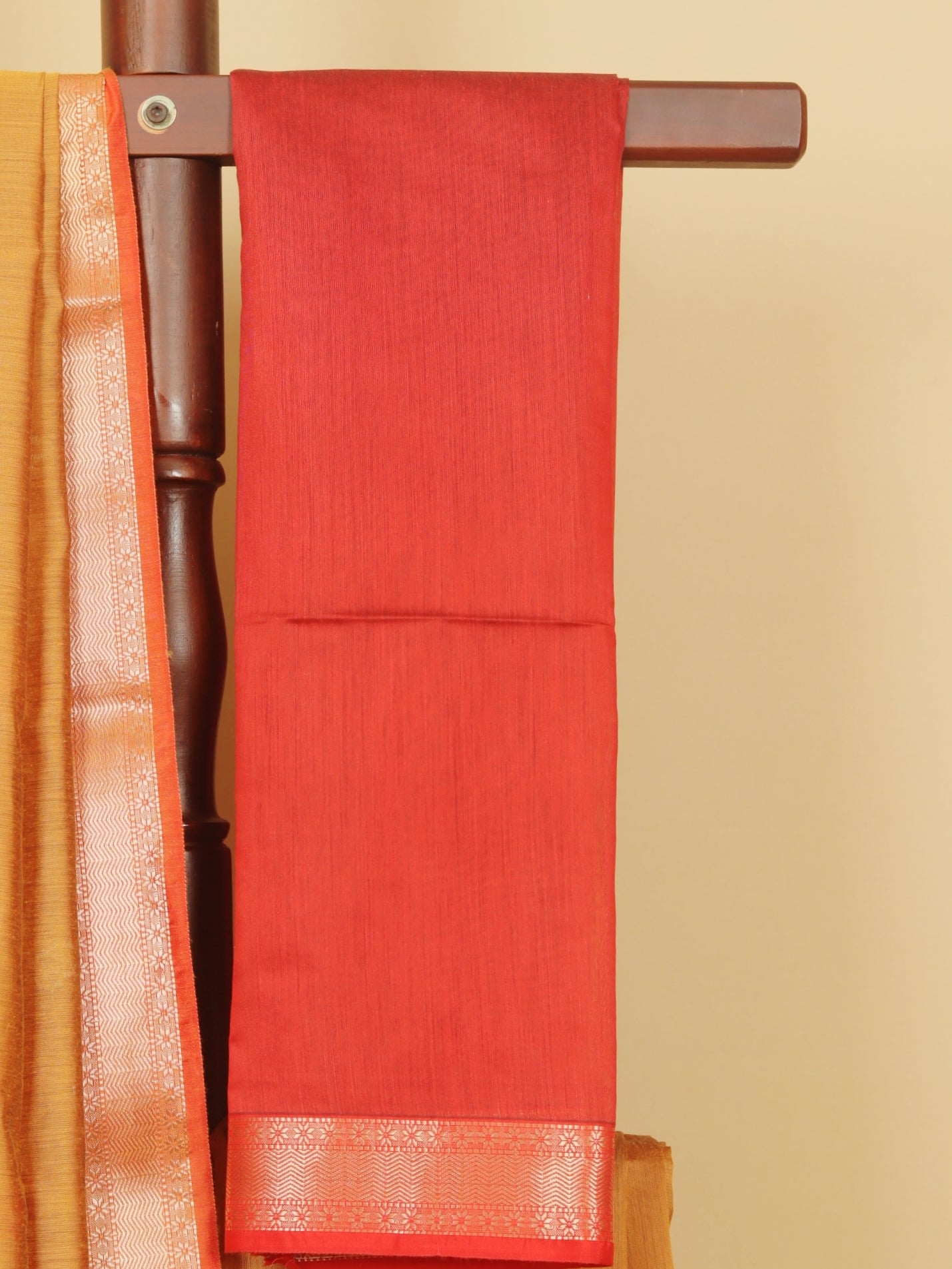 Oil muster maheshwari saree