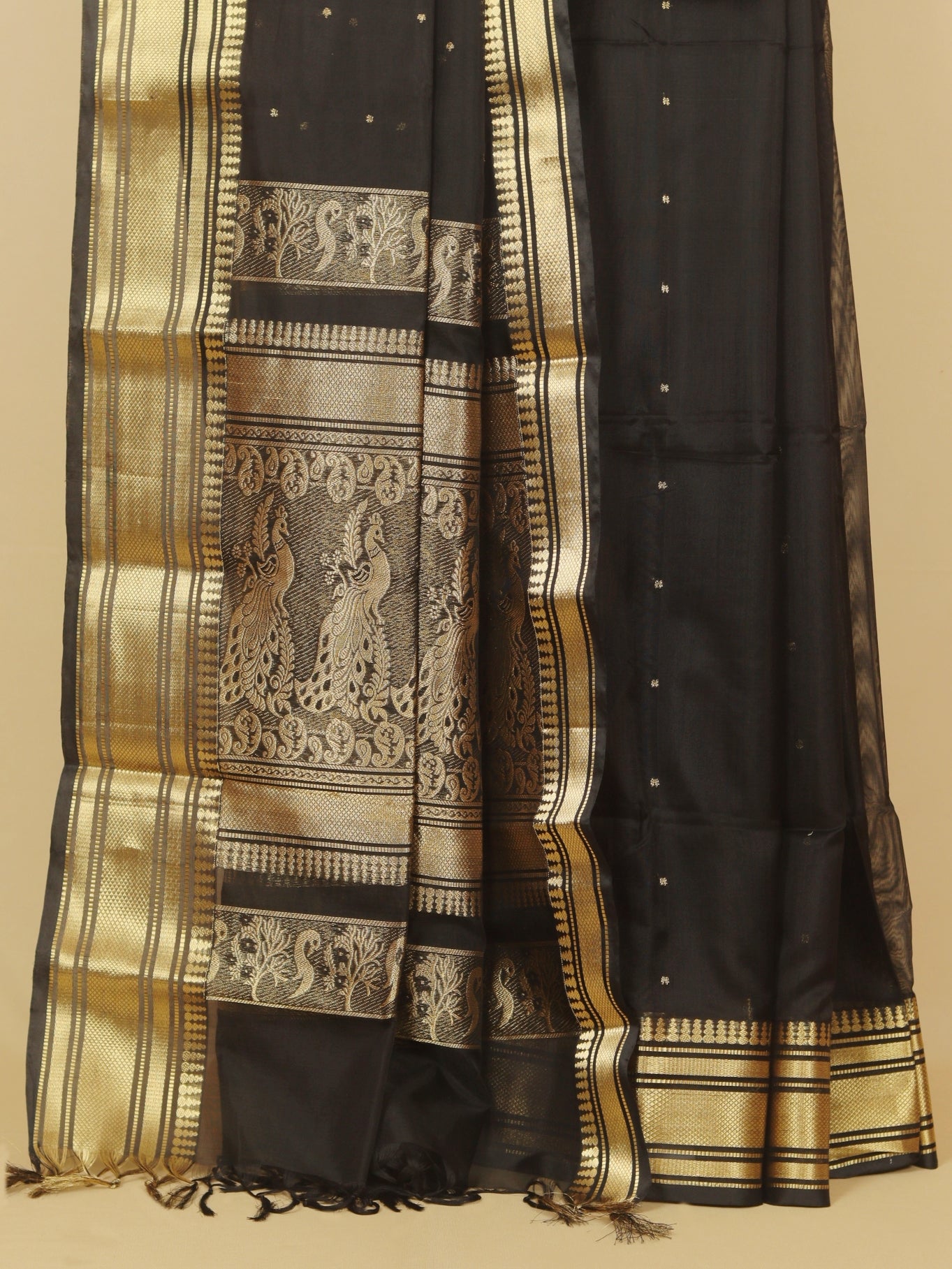 Black peshwai silk saree