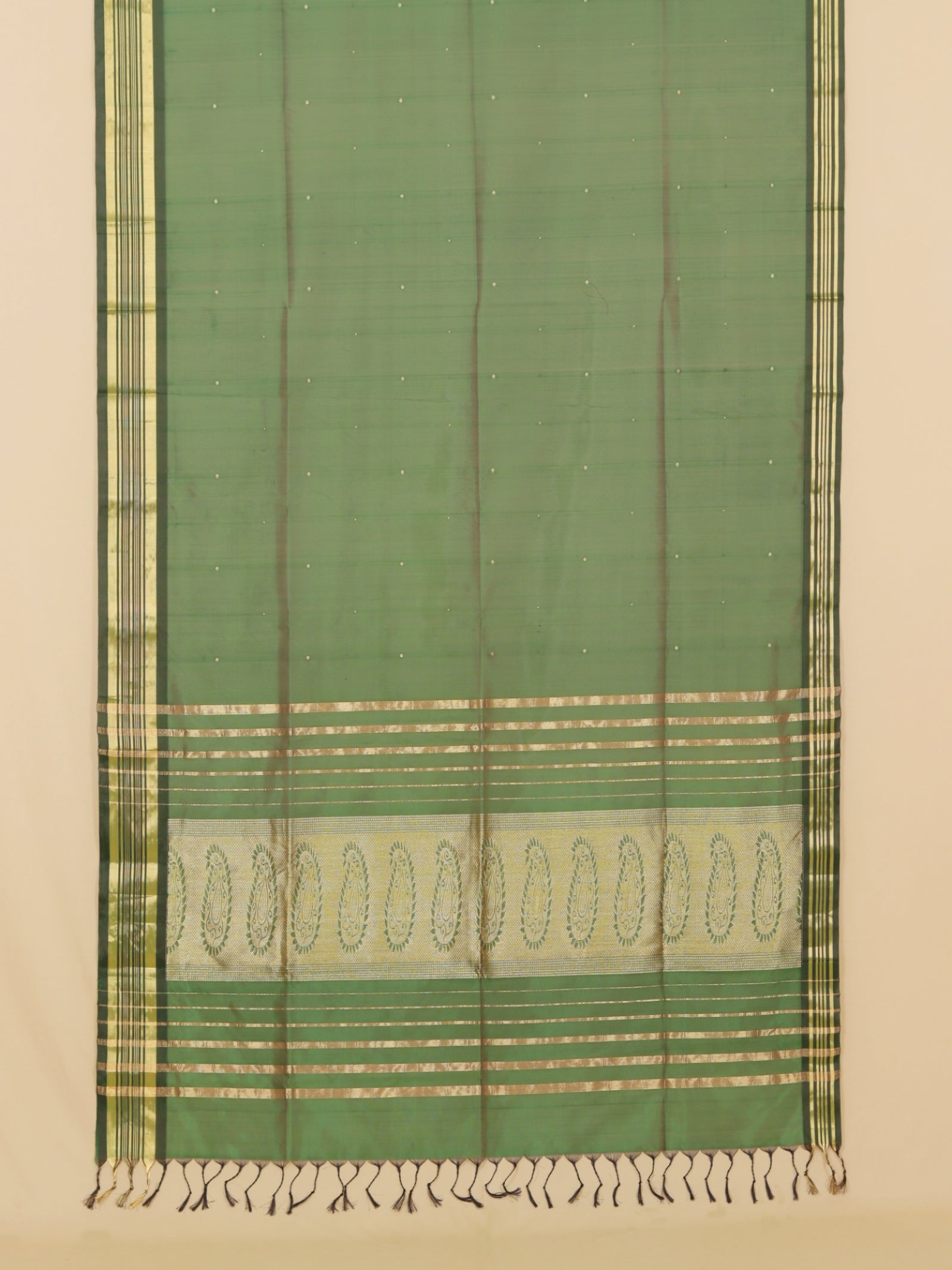 Green peshwai silk saree