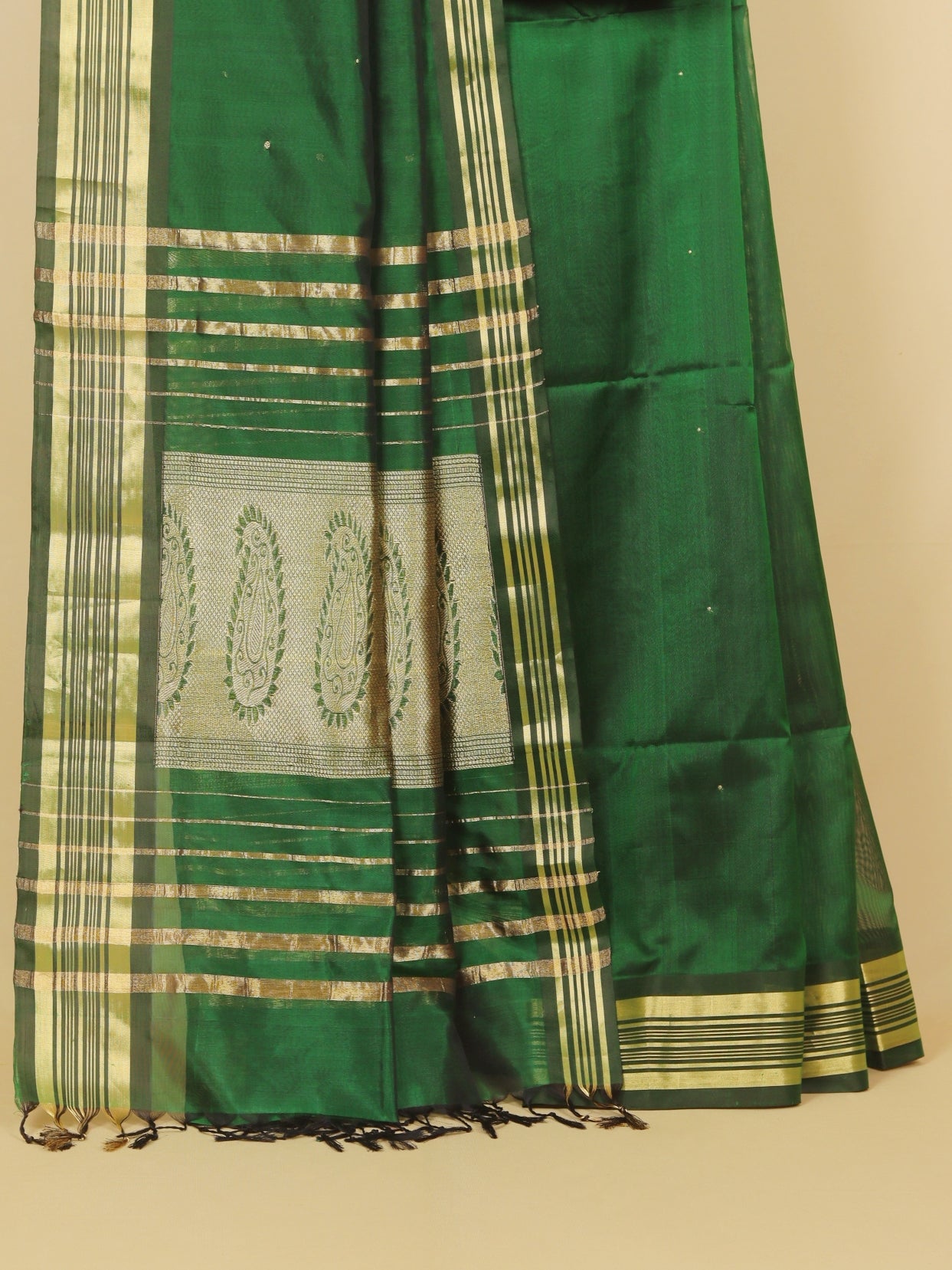 Green peshwai silk saree