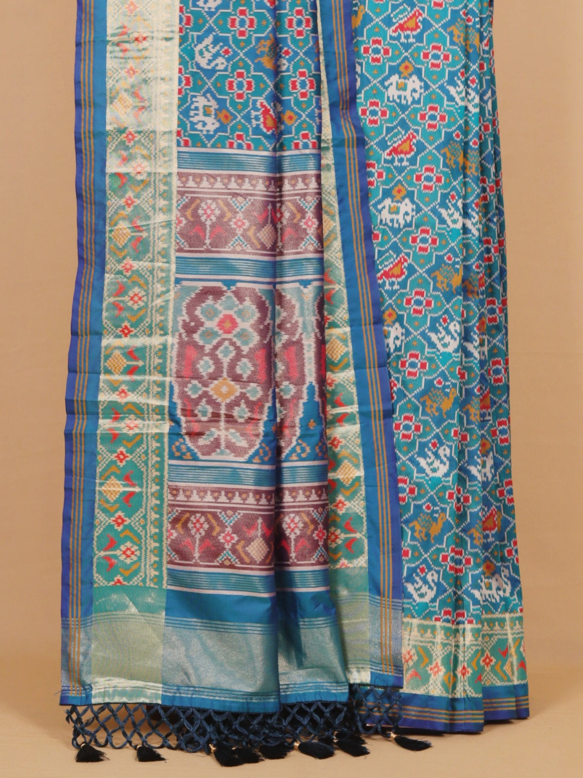 Emerald green rajkot ikat patola saree