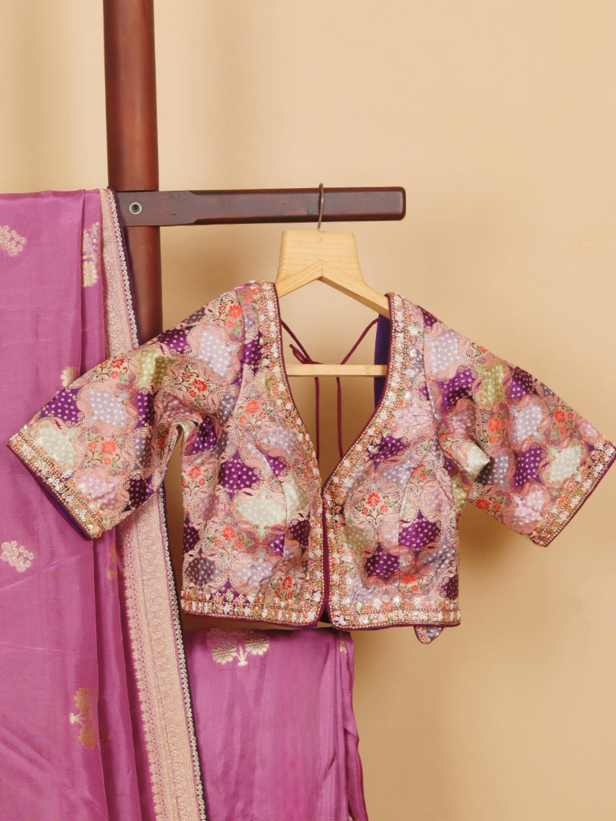 Gajari Viscose Plain Body Saree with Embroidered Blouse