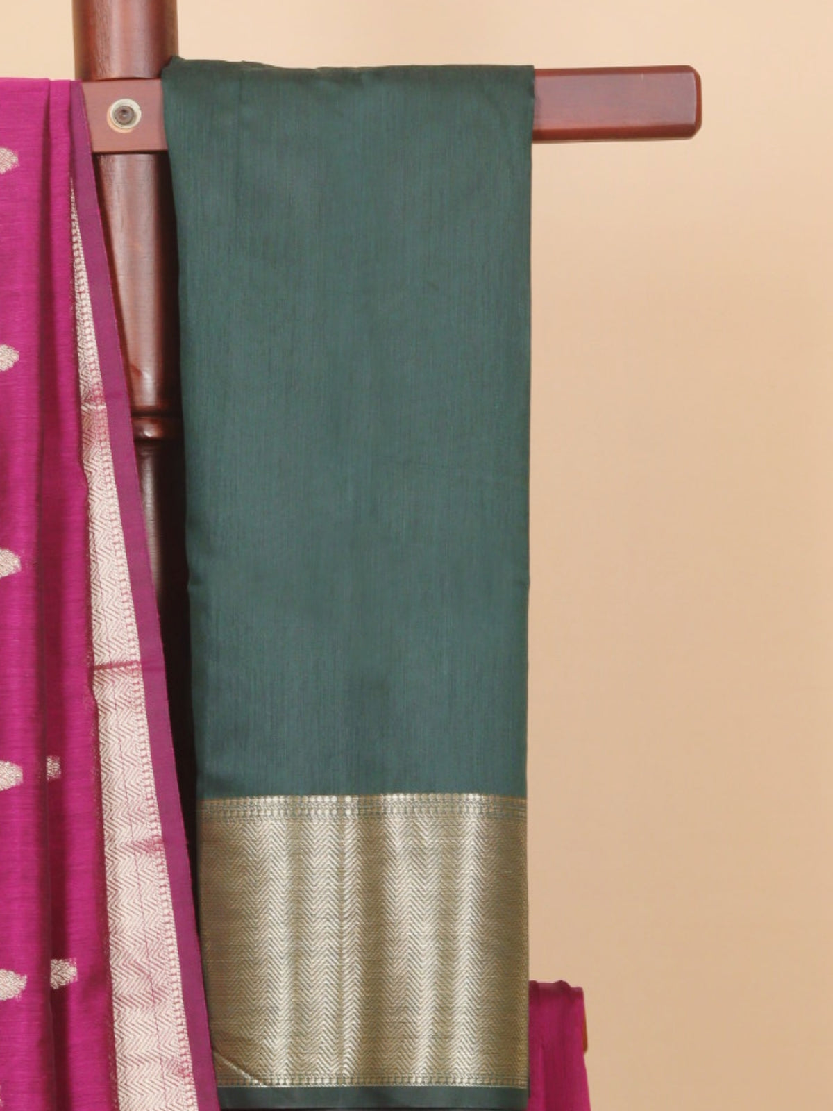 Magenta maheshwari saree