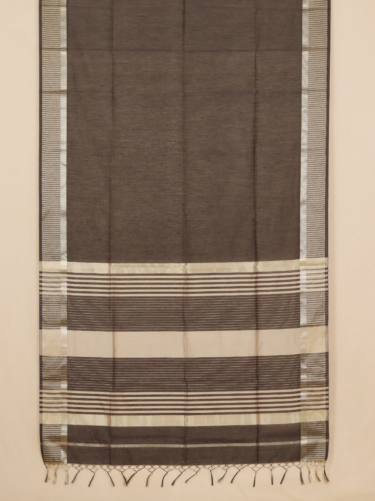 Black maheshwari saree