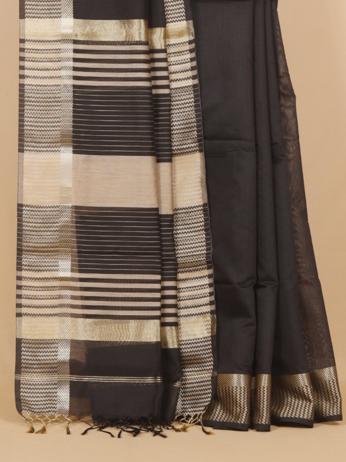 Black maheshwari saree
