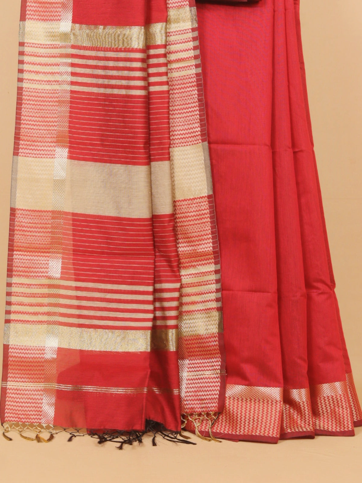 Maroon self maheshwari saree