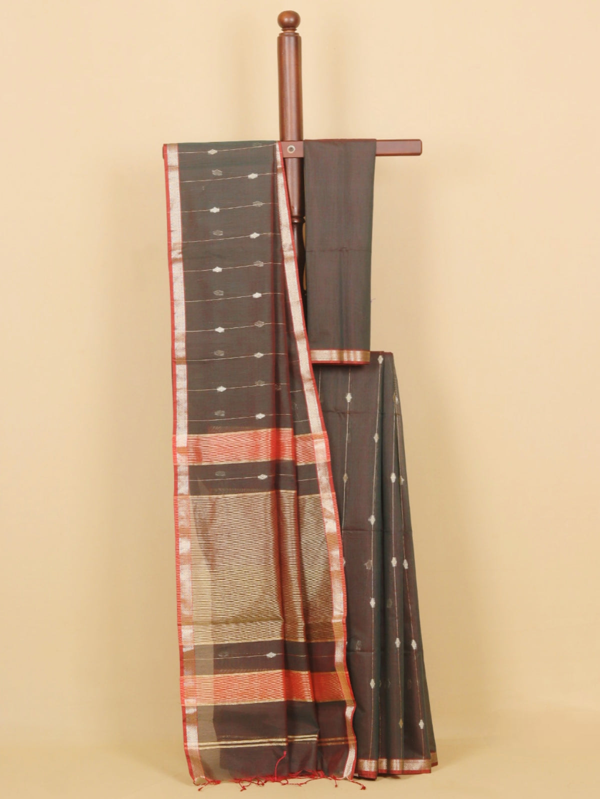 Dual tone mendi green maheshwari saree