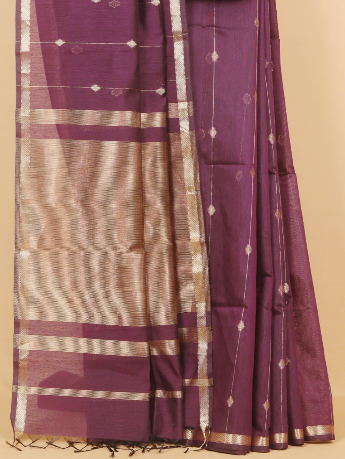 Wine self maheshwari saree