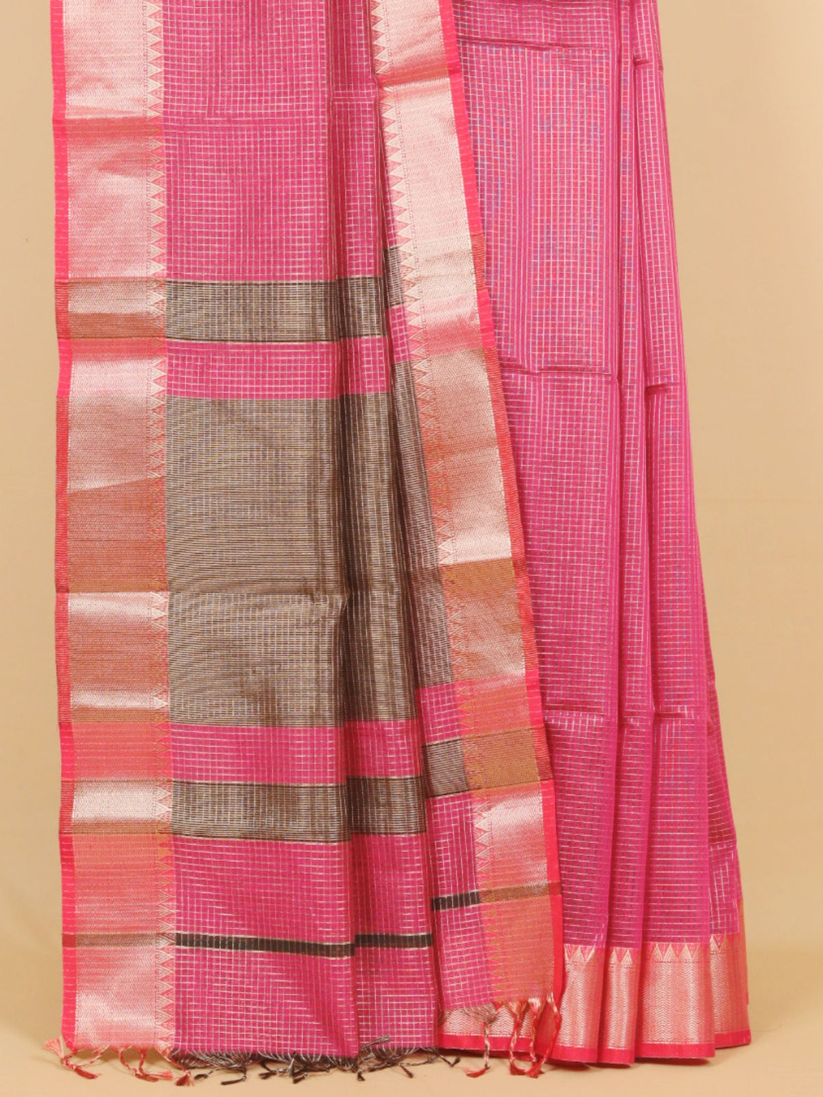 Gajari pink zari checks maheshwari saree