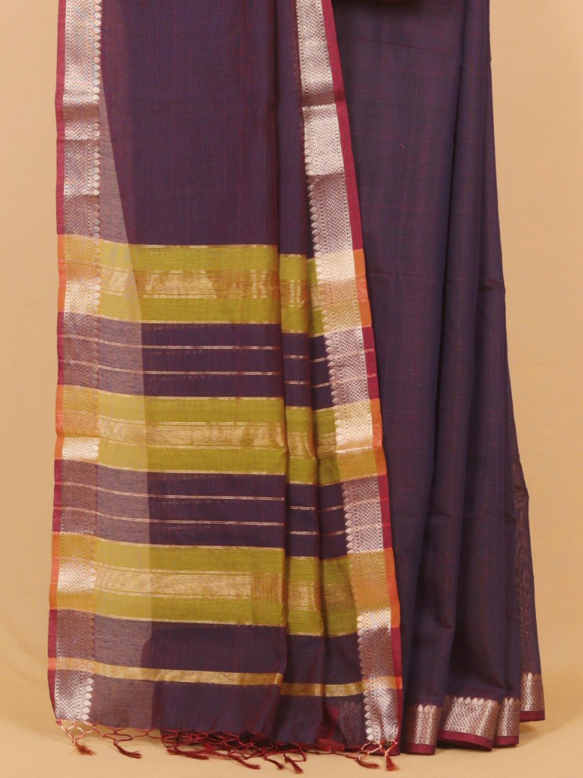 Wine maheshwari saree