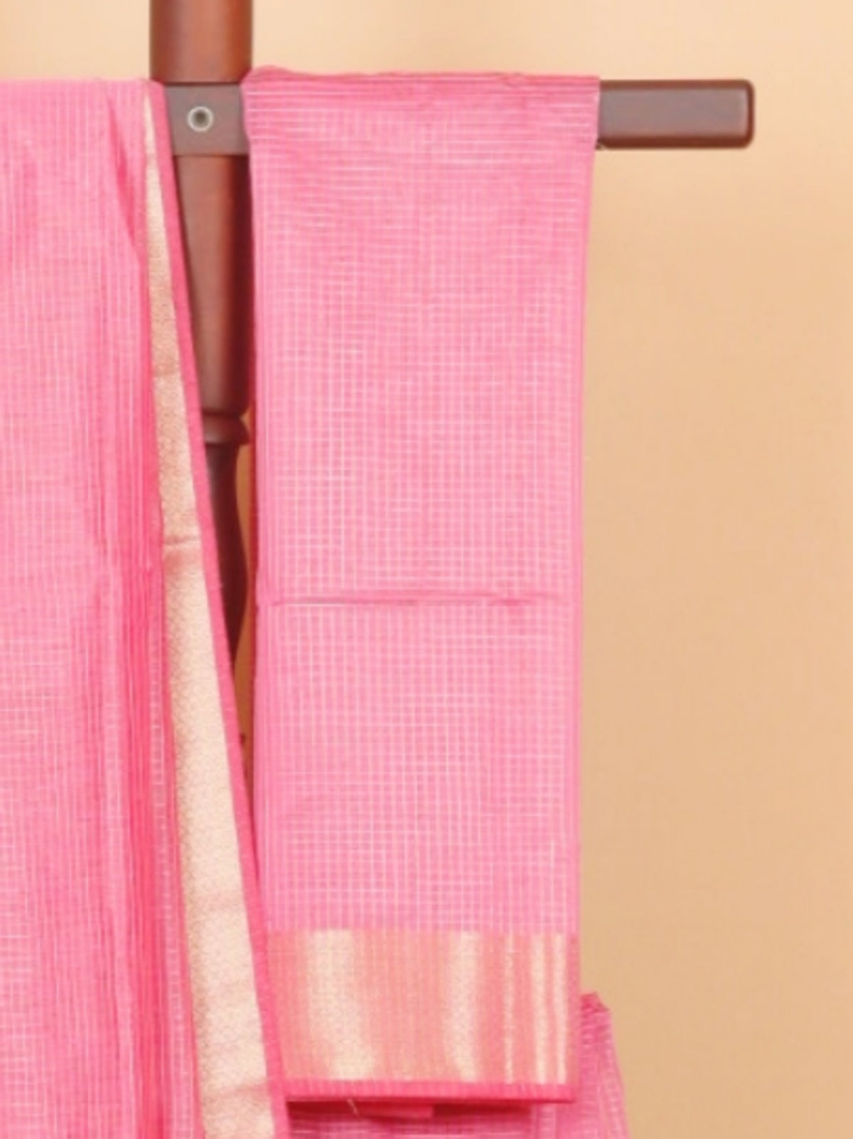 Gajari pink zari checks maheshwari saree