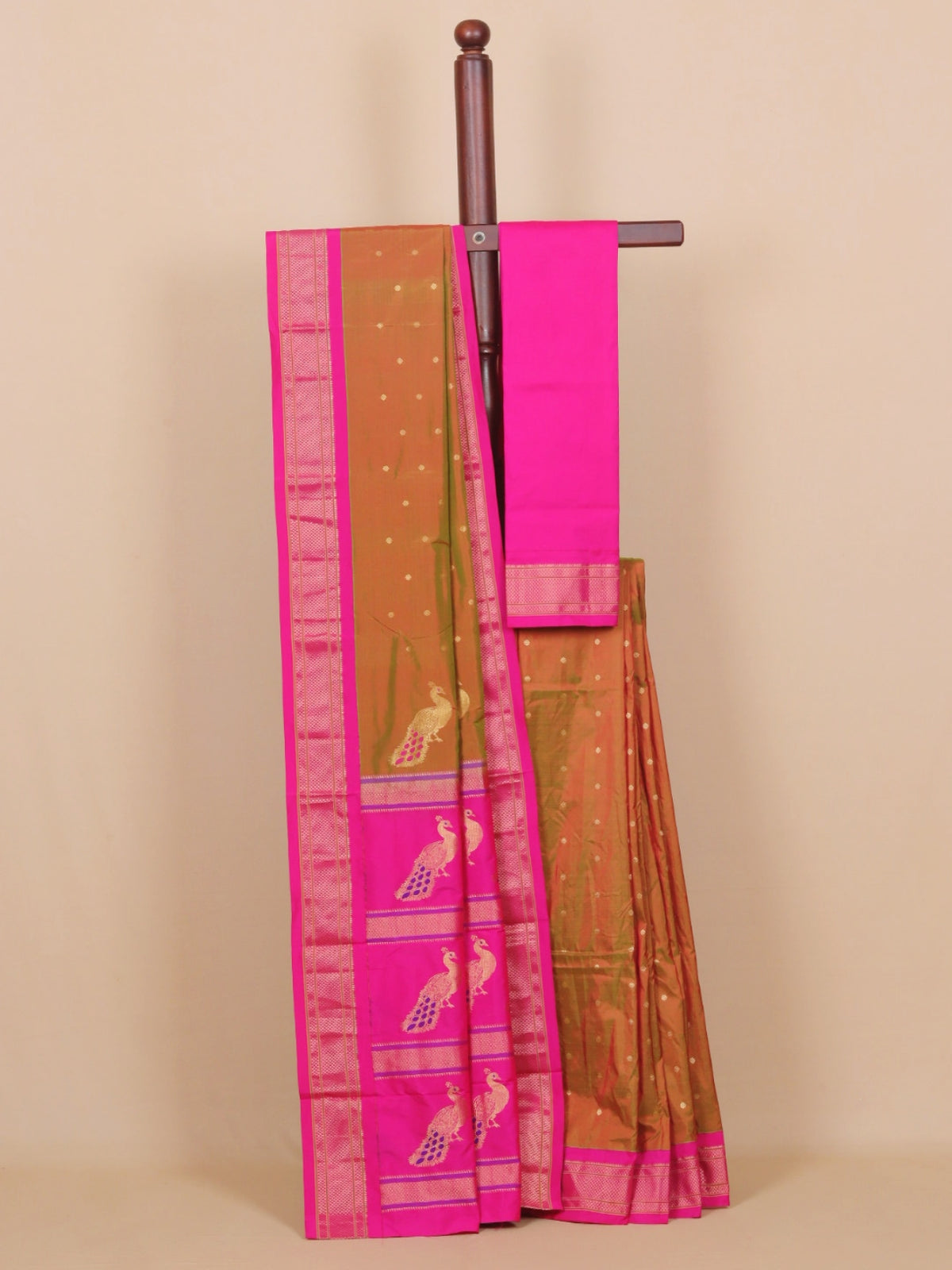 Anjeeri green by rani pink paithani saree