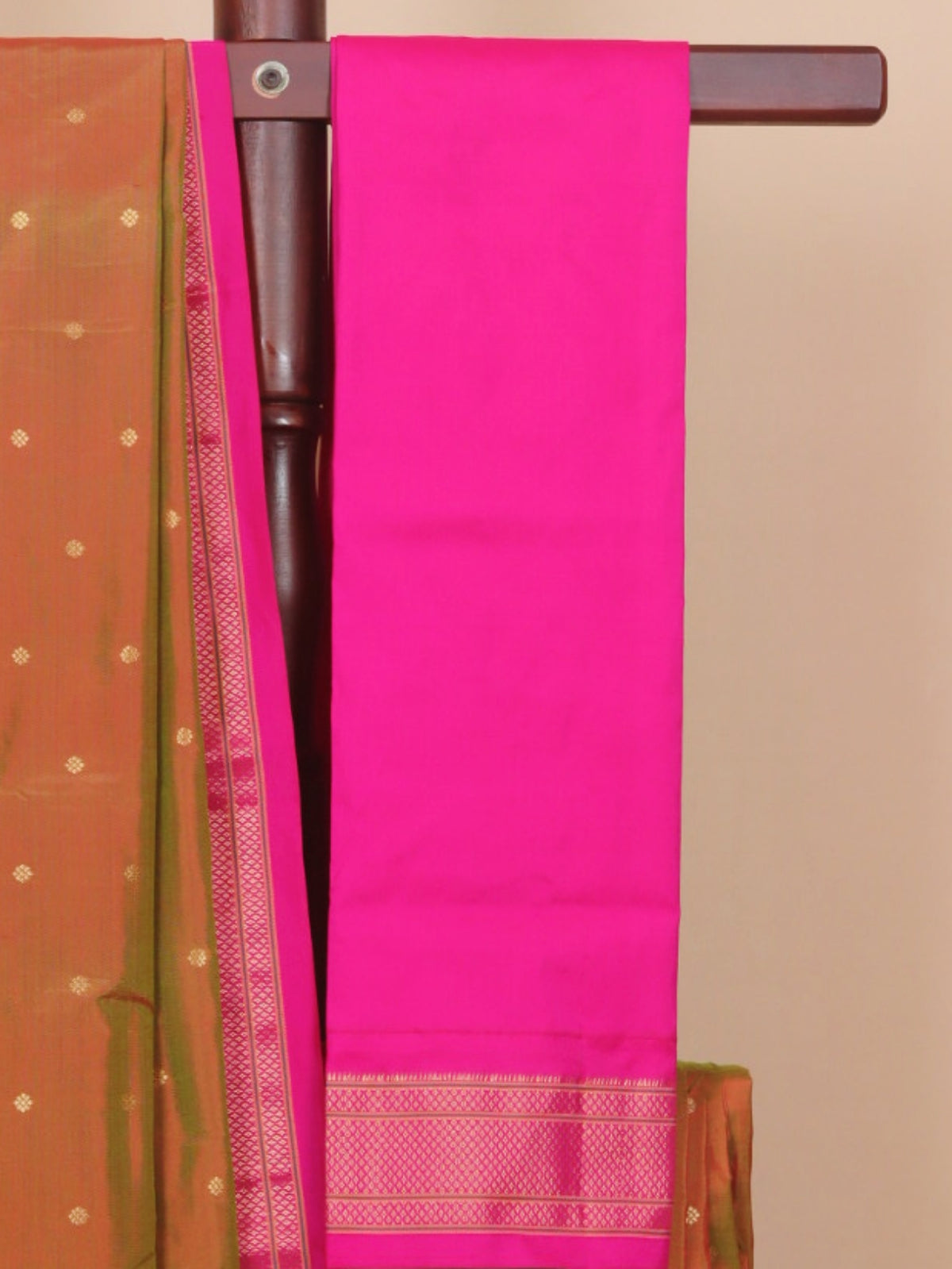 Anjeeri green by rani pink paithani saree