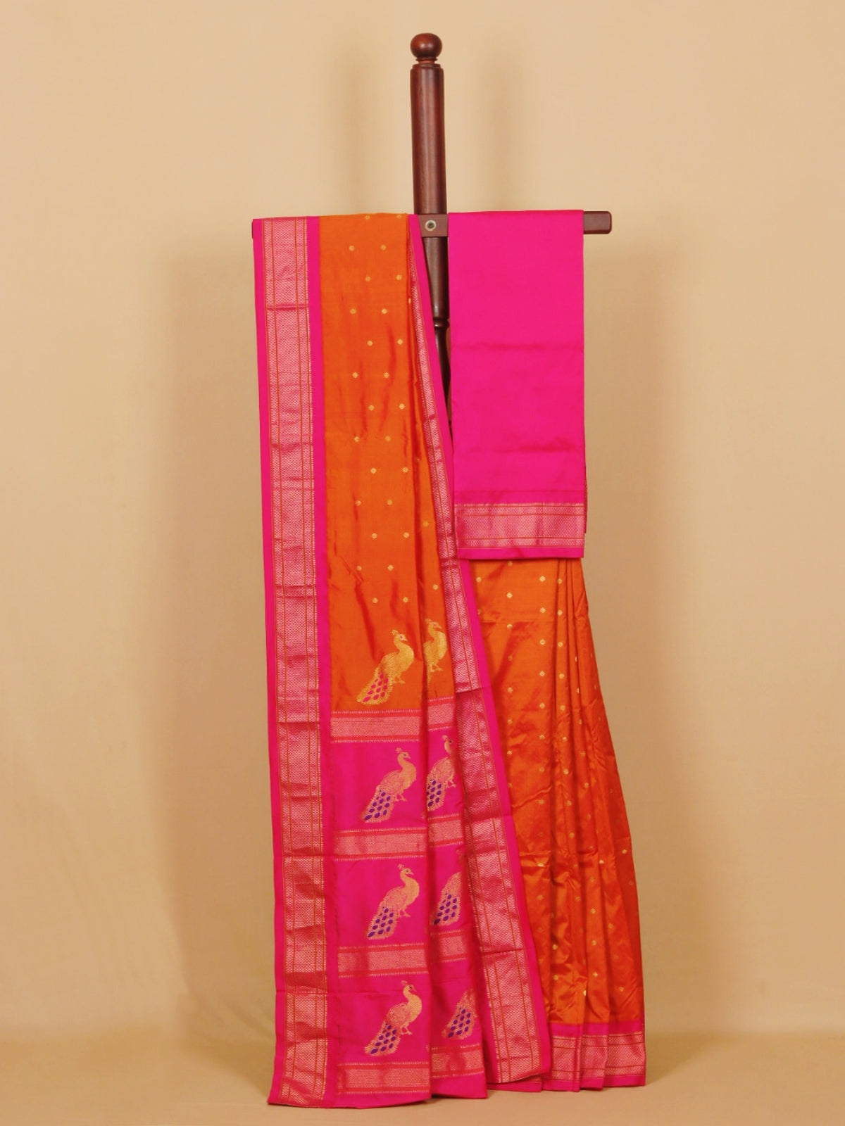 Master by rani pink paithani saree
