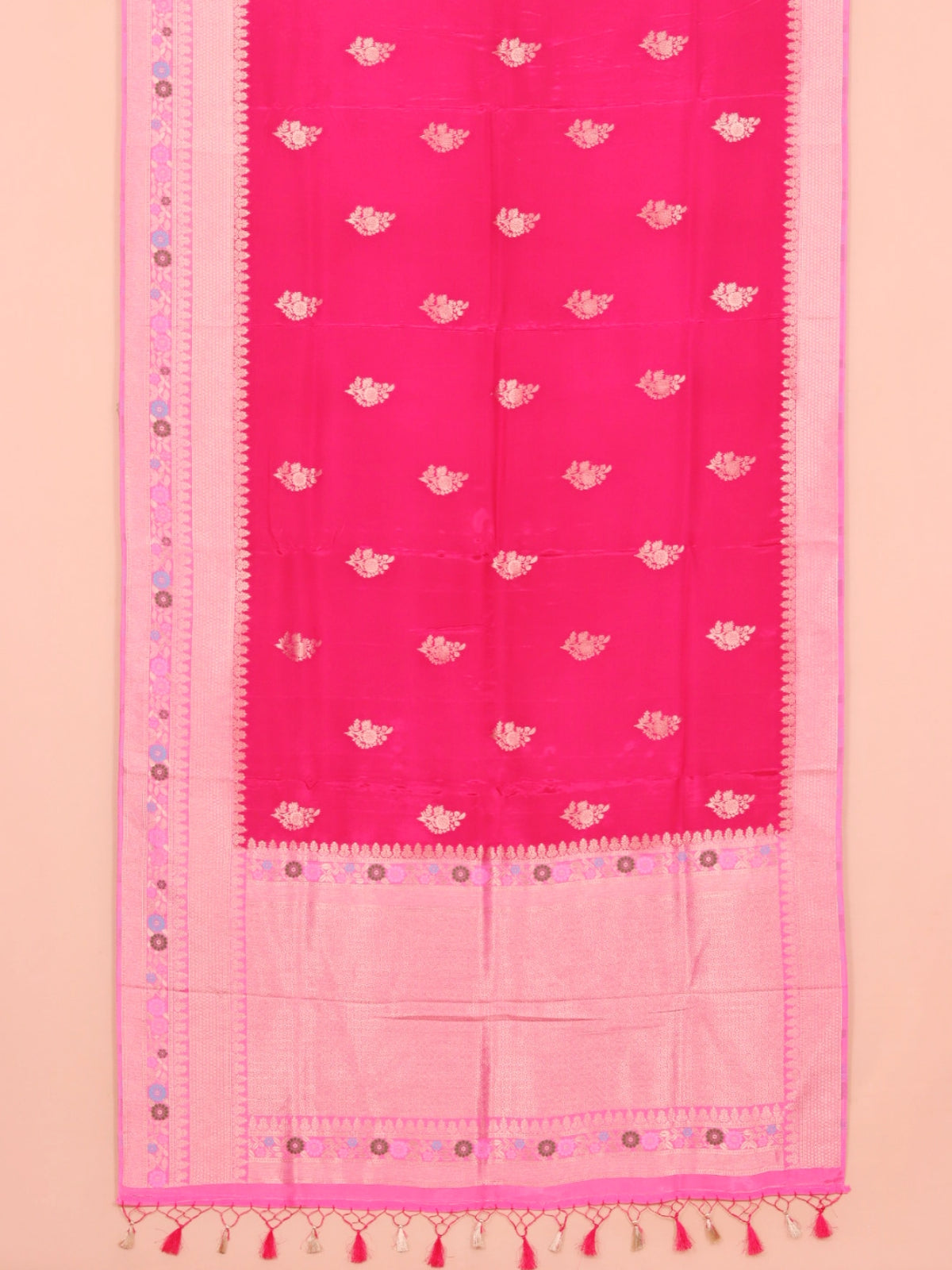 Rani pink by pink viscose crepe big border saree