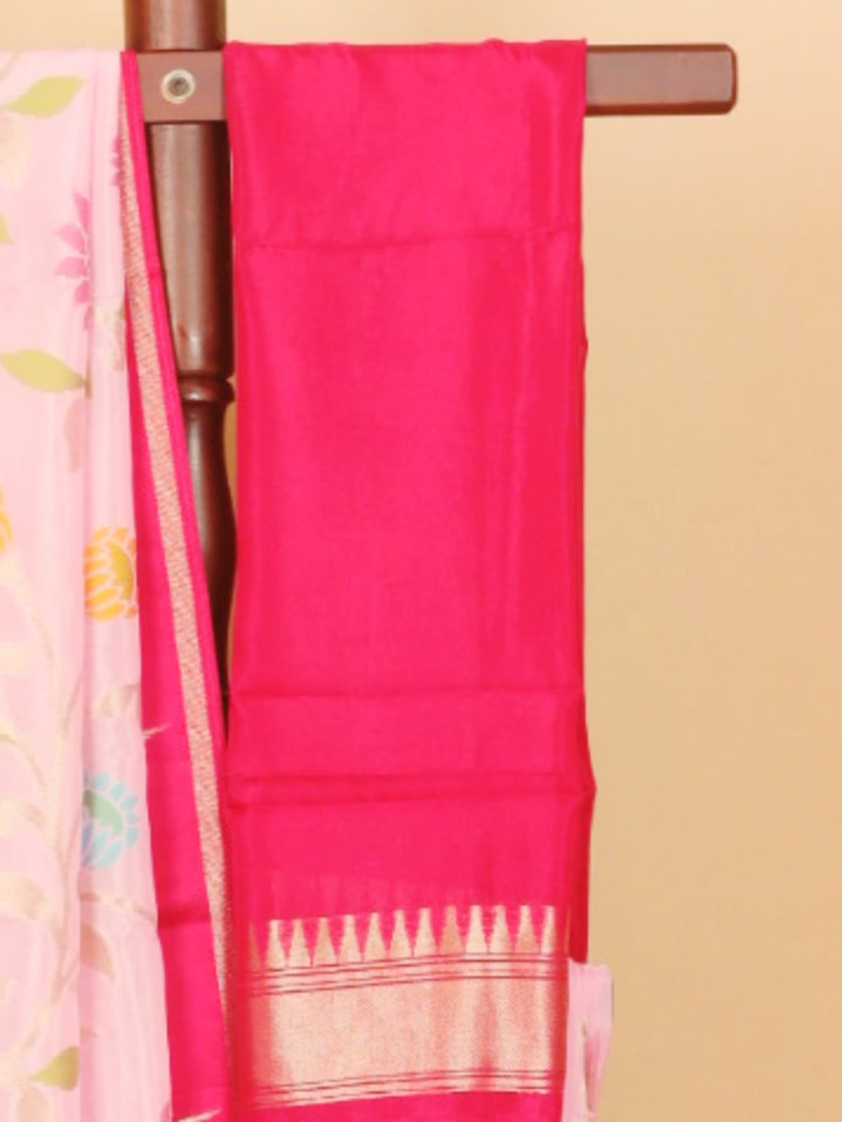 Pink by maroon viscose crep all over woven saree